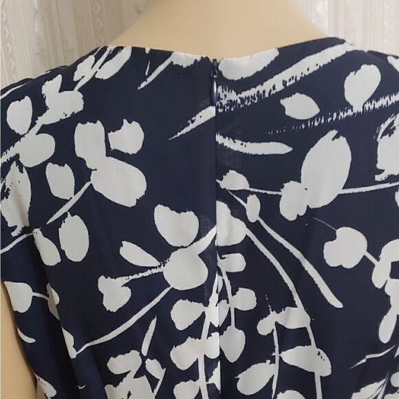 R&K Floral Belt Maxi Dress - Picture 4 of 6